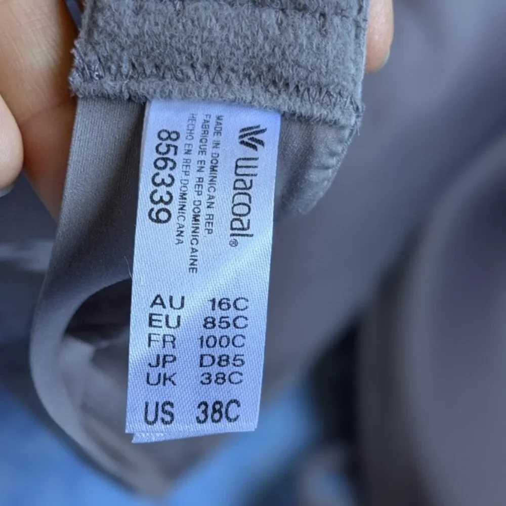 Wacoal Bra - Picture 6 of 9